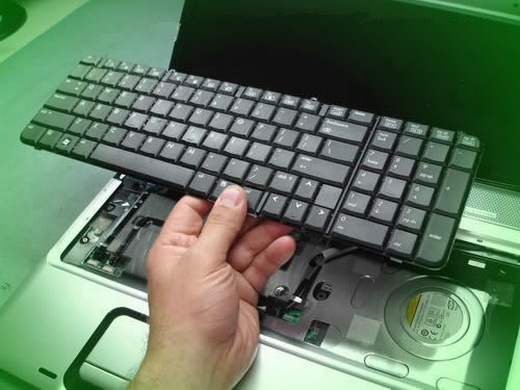 Замена-клавиатуры-ноутбука